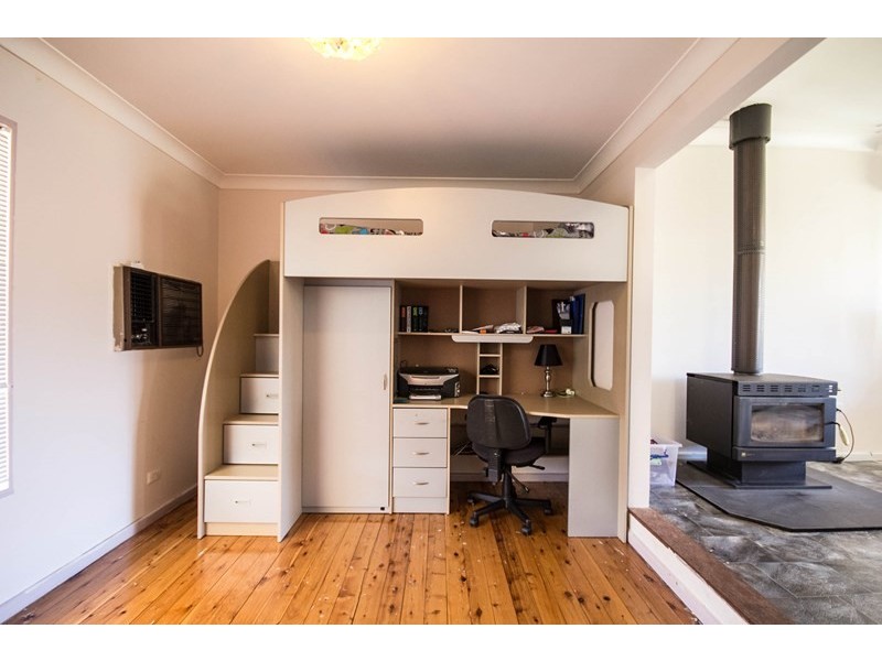 24 Gloucester Street, Macquarie Fields NSW 2564