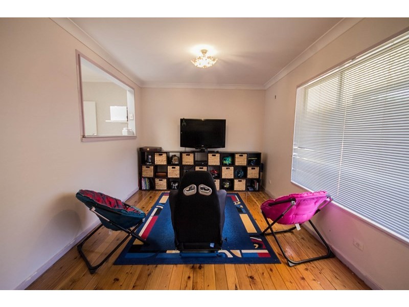 24 Gloucester Street, Macquarie Fields NSW 2564