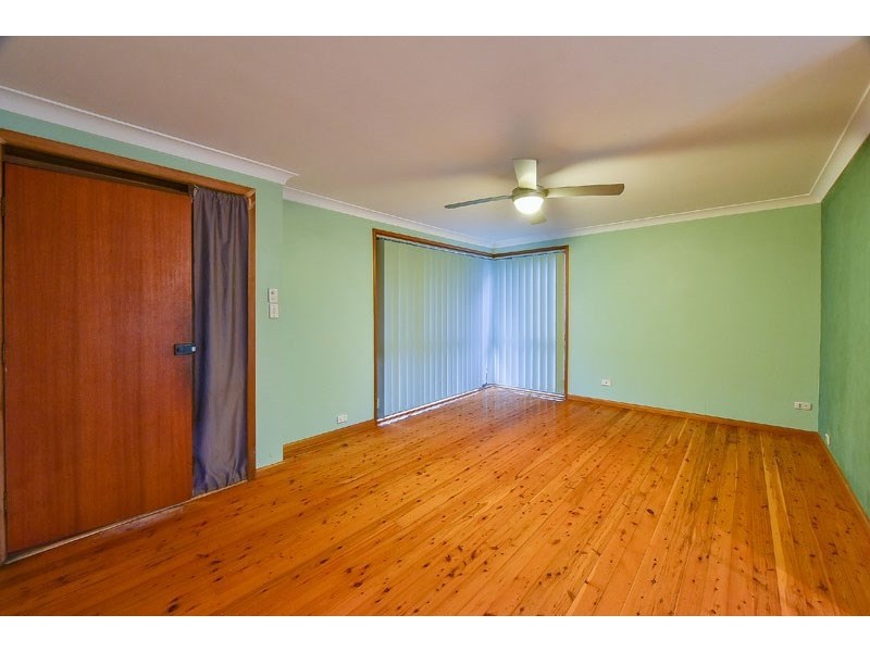 6 Lostock Place, Leumeah NSW 2560