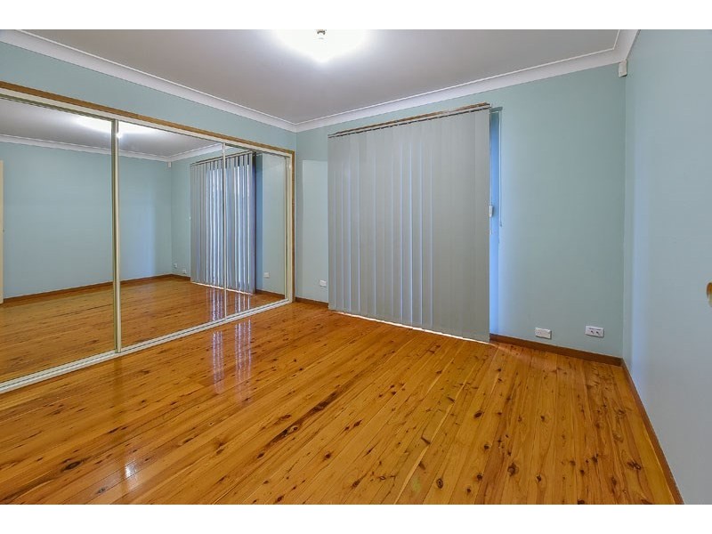 6 Lostock Place, Leumeah NSW 2560