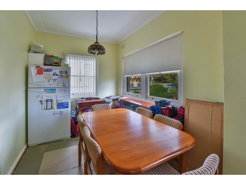 16 Kings Road, Ingleburn NSW 2565