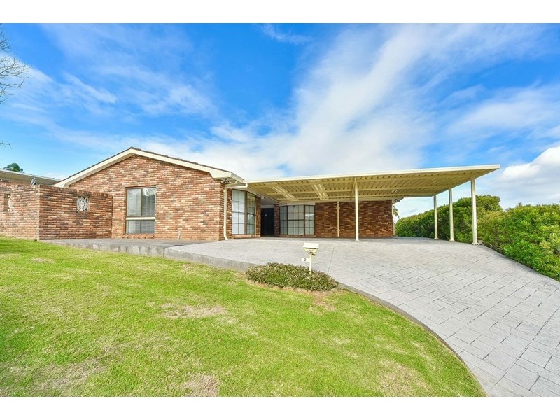 2 Hewitt Place, Minto NSW 2566