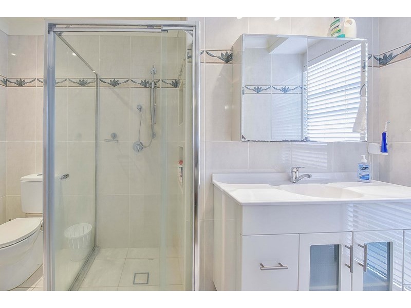 2 Hewitt Place, Minto NSW 2566