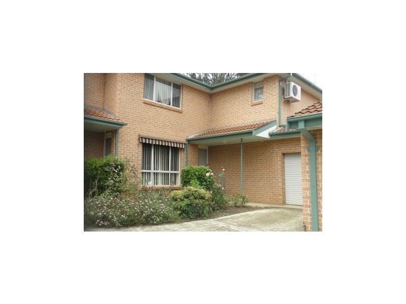 2/168 Cumberland Road, Ingleburn NSW 2565