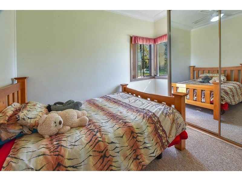 76 Macquarie Avenue, Campbelltown NSW 2560