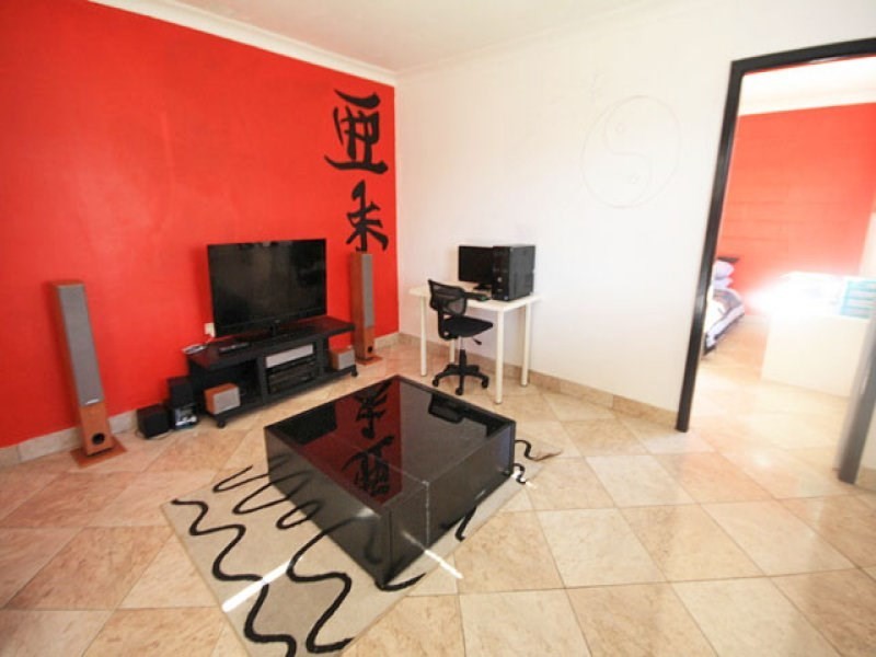 15 Wattle Street, Macquarie Fields NSW 2564