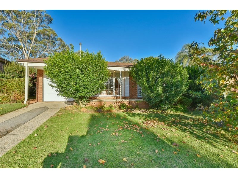 12 Lorikeet Avenue, Ingleburn NSW 2565