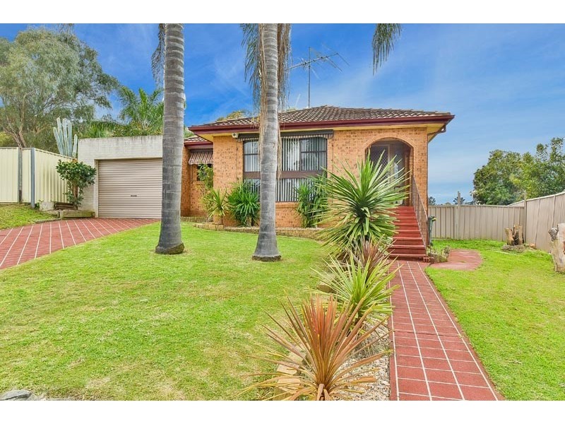 7 Caliban Place, Rosemeadow NSW 2560
