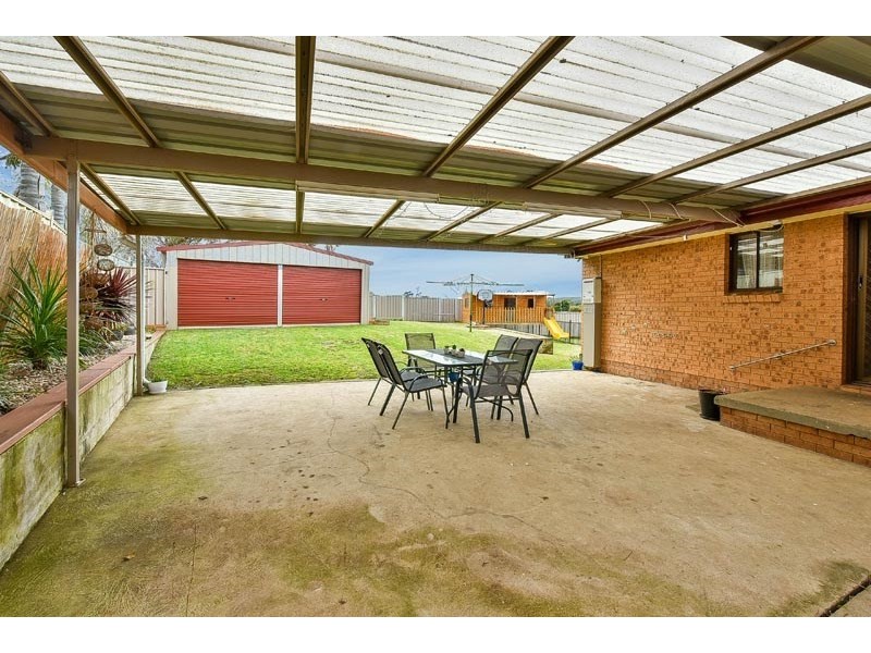 7 Caliban Place, Rosemeadow NSW 2560
