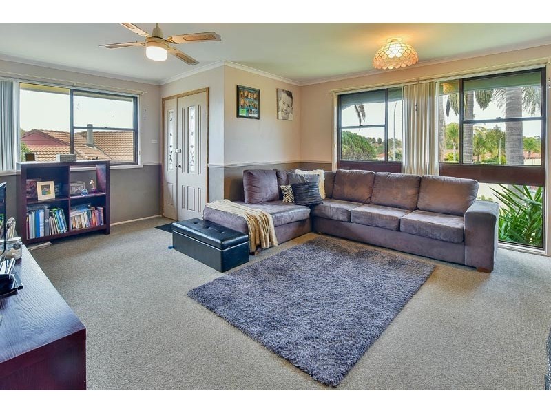 7 Caliban Place, Rosemeadow NSW 2560