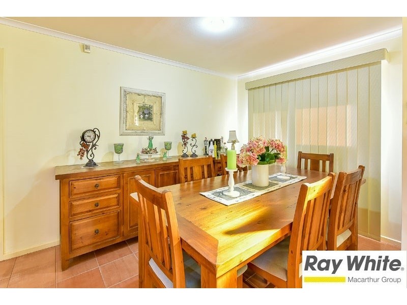 3 Popondetta Place, Glenfield NSW 2167