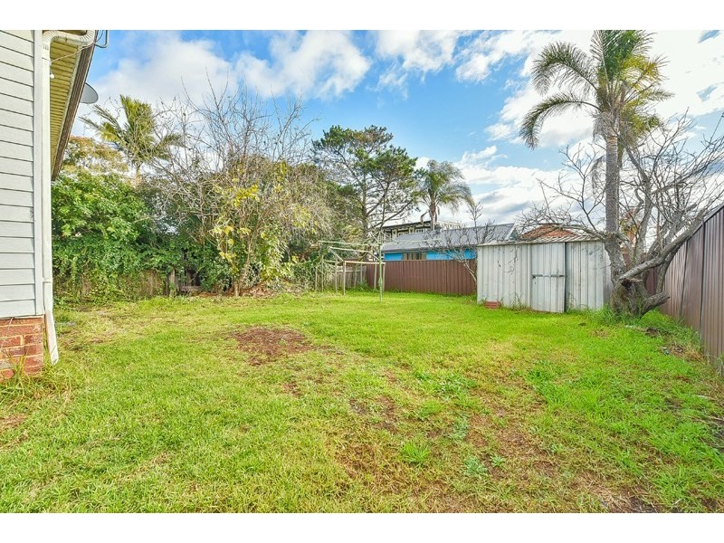 51 Pembroke Road, Minto NSW 2566