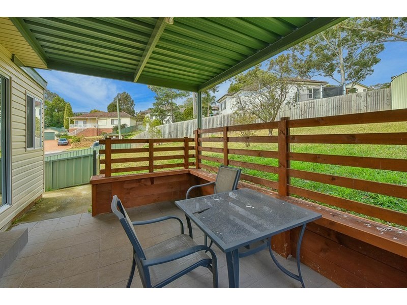 1 Fisher Place, Campbelltown NSW 2560