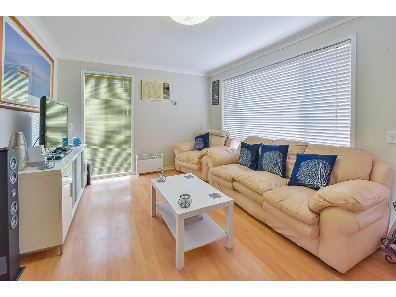 5b Fortinbras Close, Rosemeadow NSW 2560