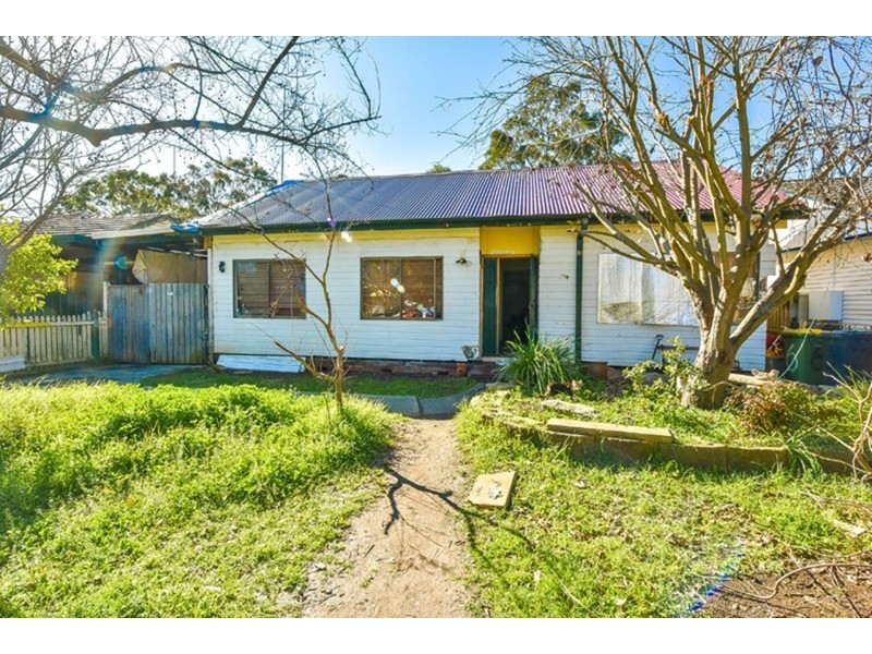 6 Bland Street, Bradbury NSW 2560