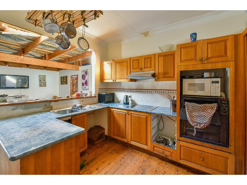 6 Bland Street, Bradbury NSW 2560