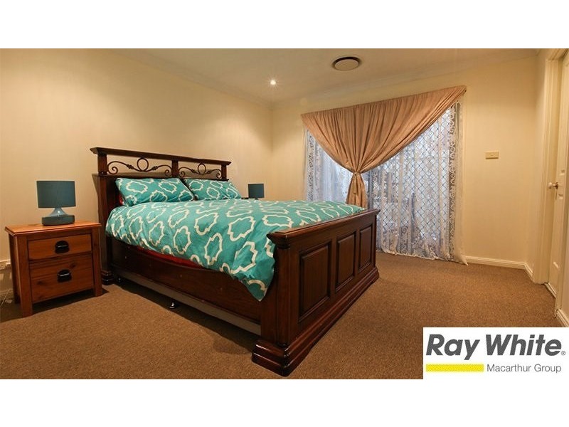 71 Dalmeny Drive, Prestons NSW 2170