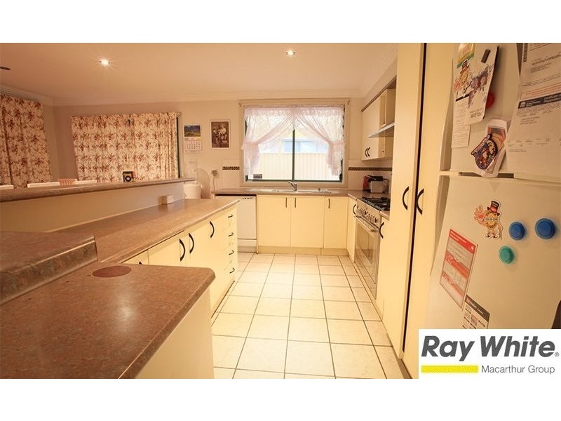 71 Dalmeny Drive, Prestons NSW 2170