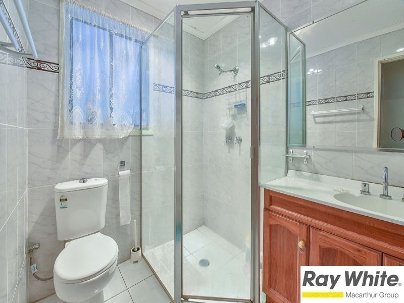 119 Harrow Road, Glenfield NSW 2167