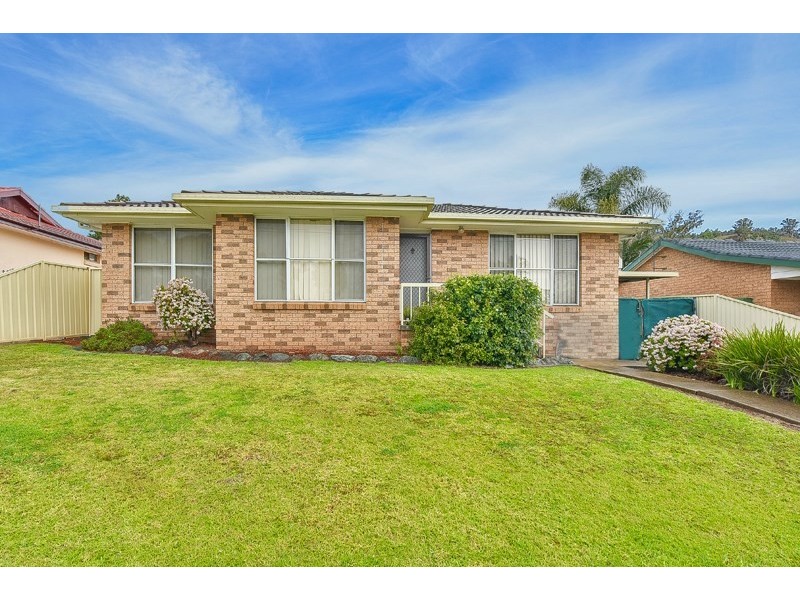 29 Fitzgibbon Lane, Rosemeadow NSW 2560