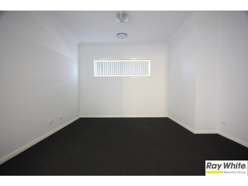 59 Holland Drive, Spring Farm NSW 2570