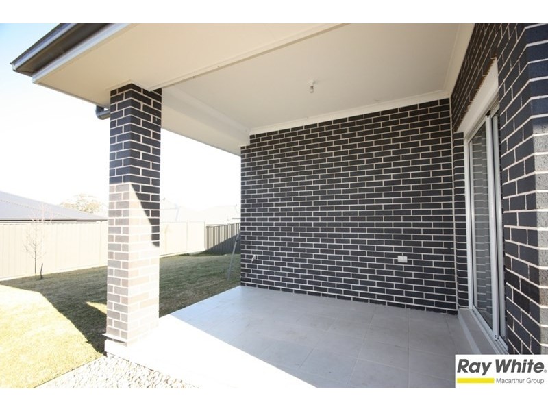 59 Holland Drive, Spring Farm NSW 2570