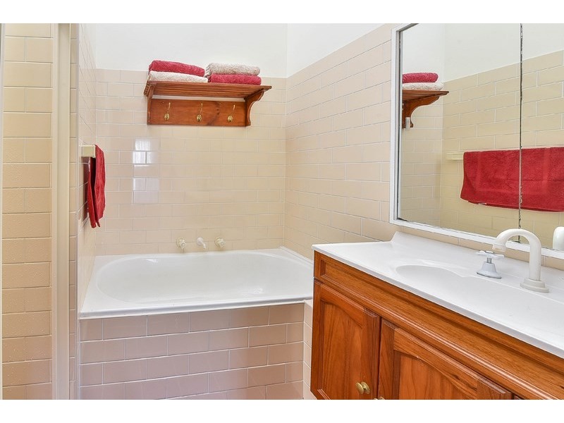 3 Bangalla Avenue, Bradbury NSW 2560