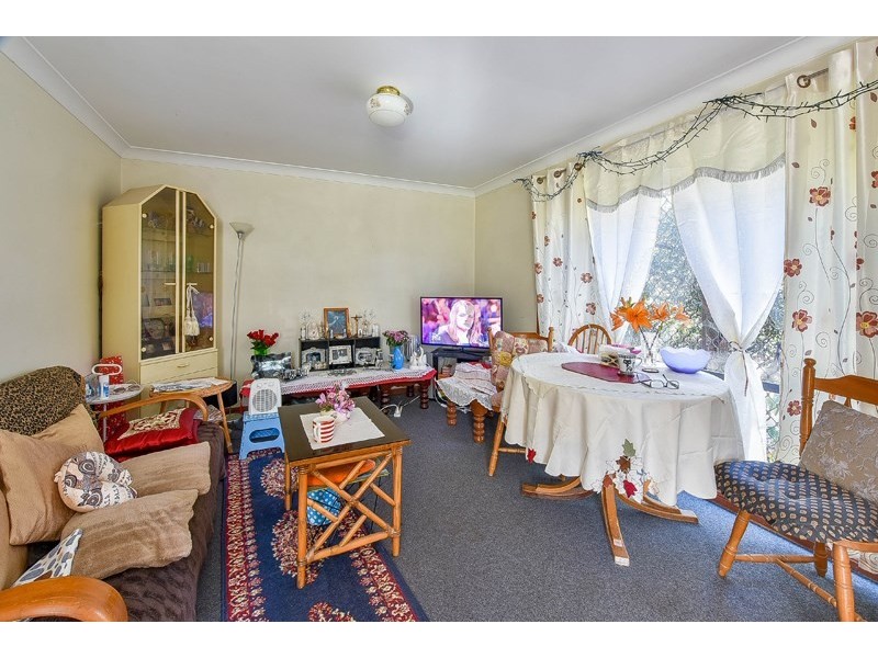 1/144 Macquarie Avenue, Campbelltown NSW 2560