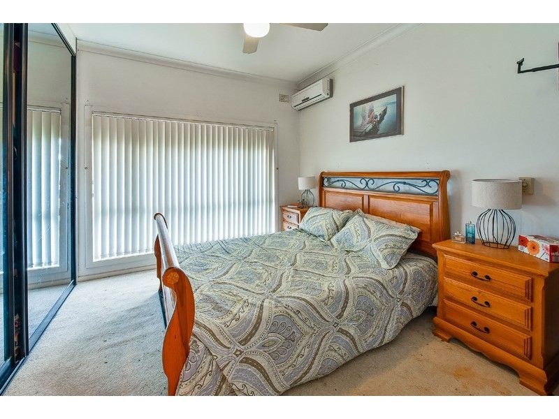 1/144 Macquarie Avenue, Campbelltown NSW 2560