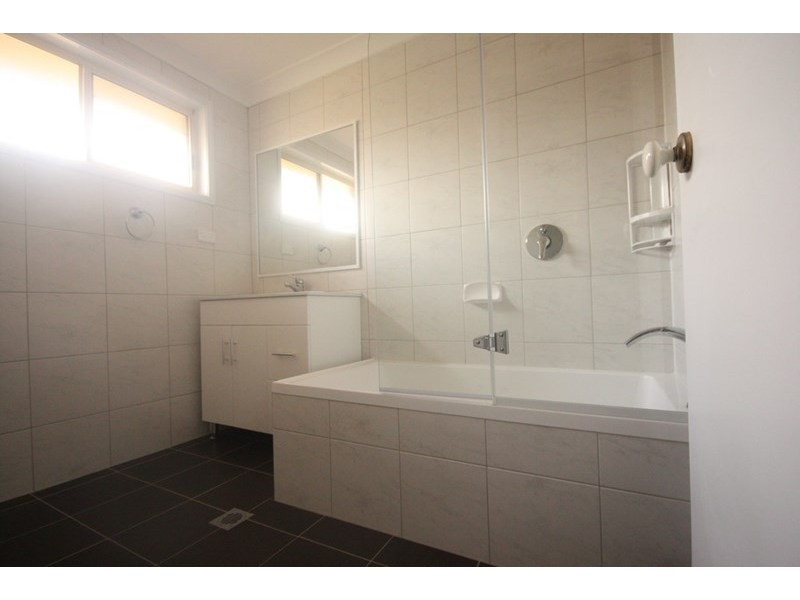 14 Welling Drive, Narellan Vale NSW 2567