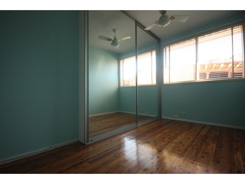 10 Manooka Crescent, Bradbury NSW 2560