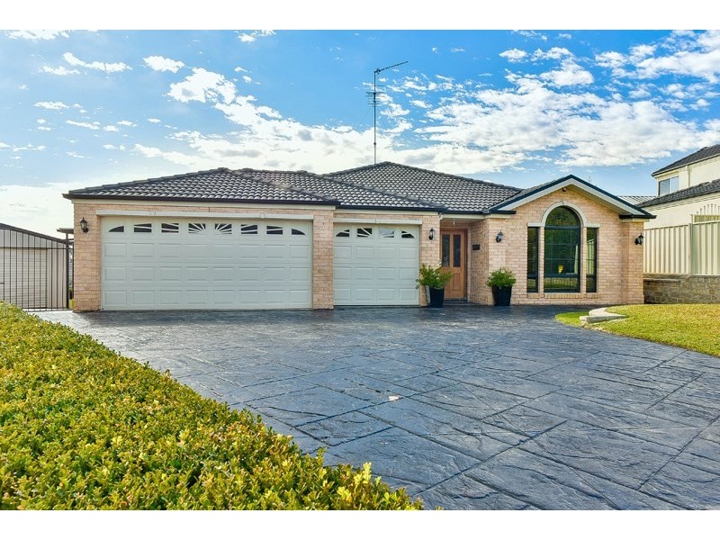 13 Persoonia Close, Mount Annan NSW 2567