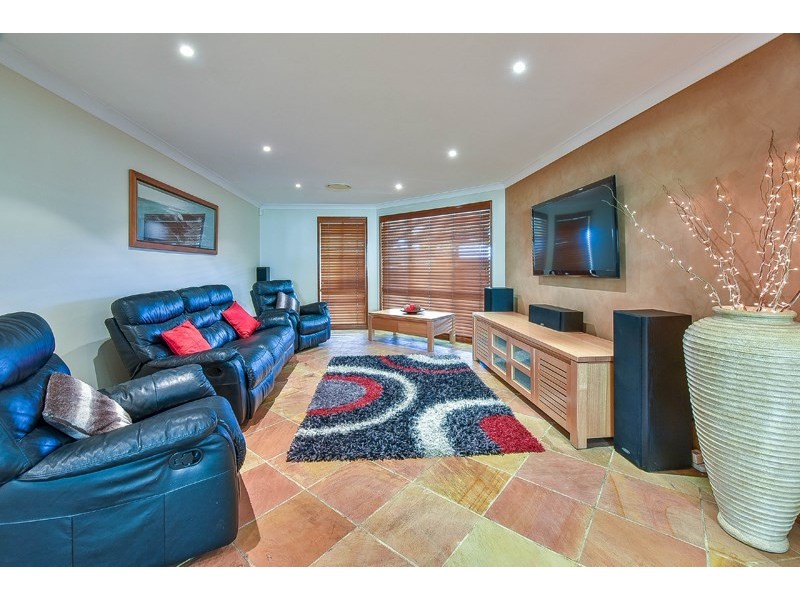 13 Persoonia Close, Mount Annan NSW 2567