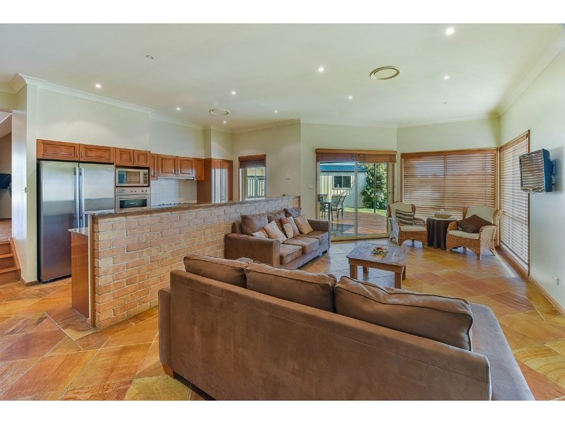 13 Persoonia Close, Mount Annan NSW 2567