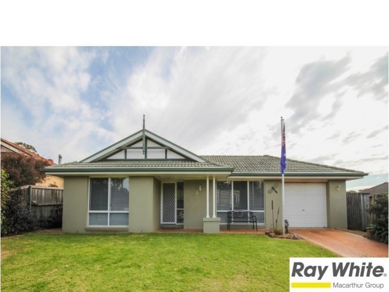 10 David Place, Mount Annan NSW 2567