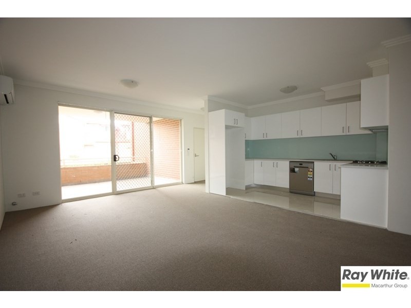 42/221A Waterworth Drive, Mount Annan NSW 2567