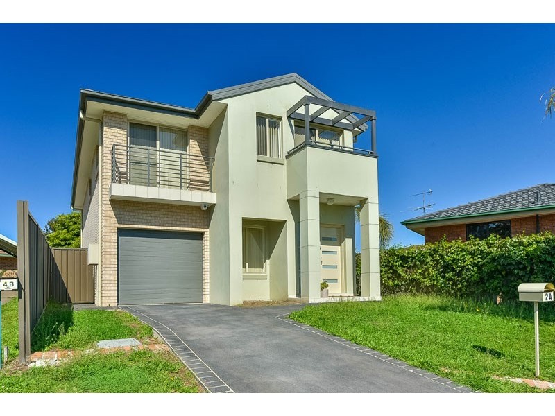 2A Mongon Place, St Helens Park NSW 2560
