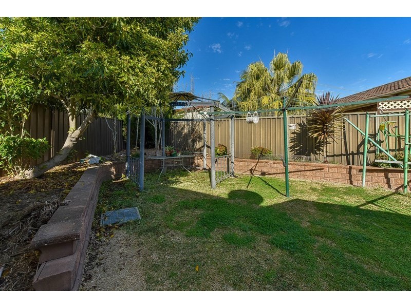 2A Mongon Place, St Helens Park NSW 2560