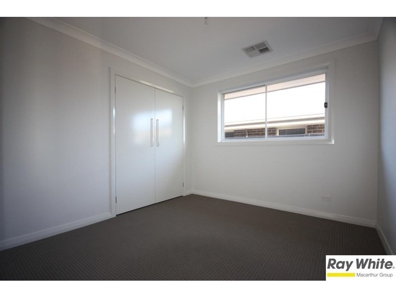 5 Morris Street, Oran Park NSW 2570
