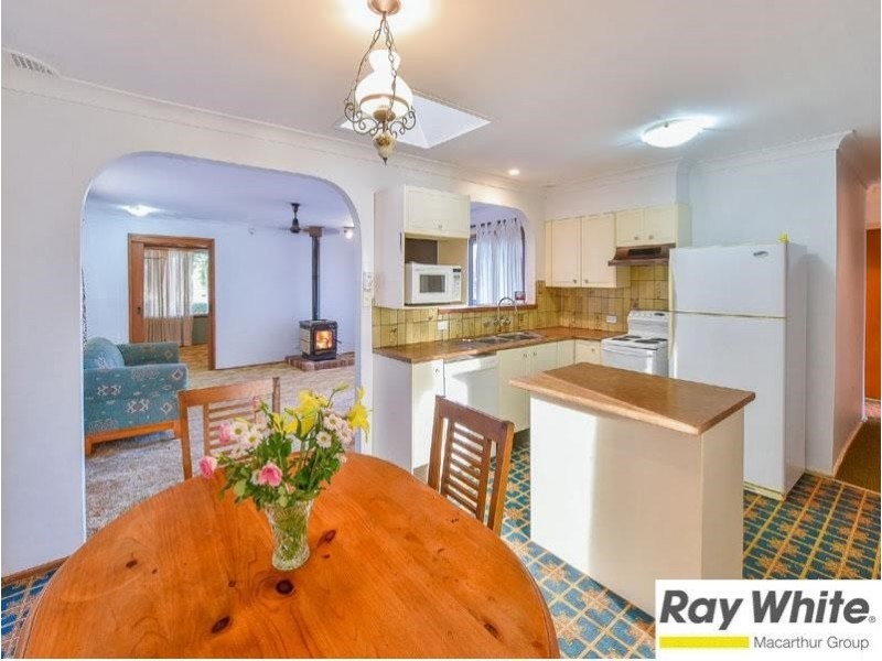 5 Wattle Avenue, Macquarie Fields NSW 2564