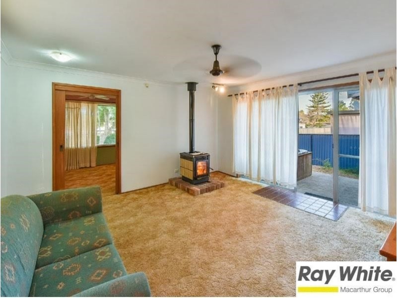 5 Wattle Avenue, Macquarie Fields NSW 2564