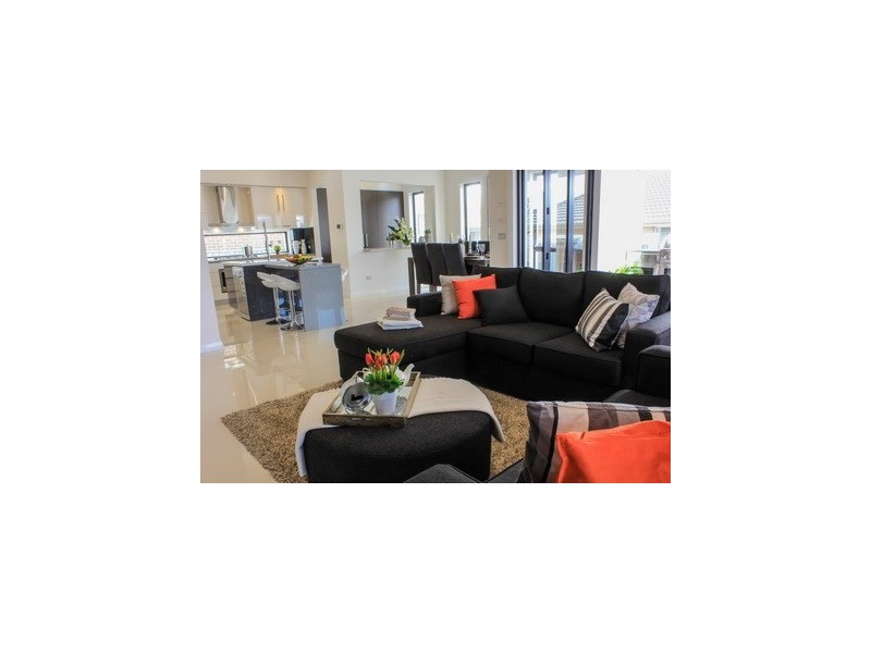 11 Village Circuit, Gregory Hills NSW 2557