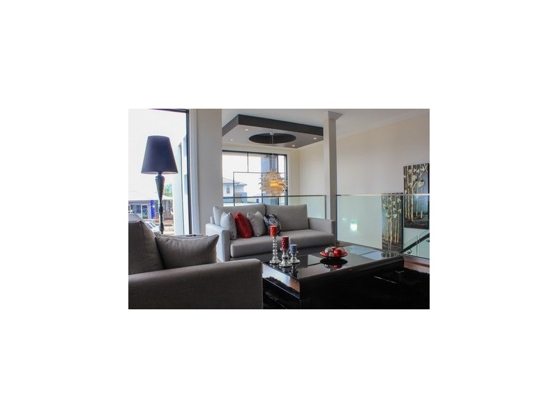 11 Village Circuit, Gregory Hills NSW 2557