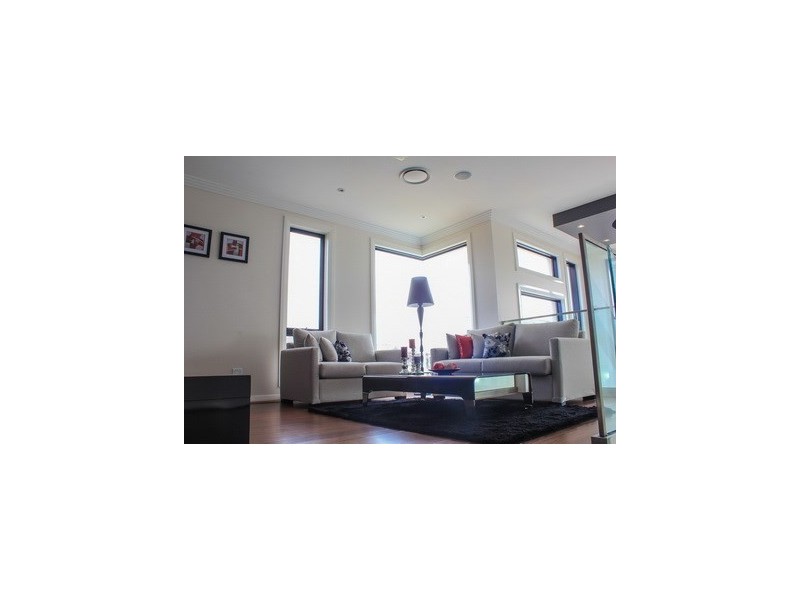 11 Village Circuit, Gregory Hills NSW 2557