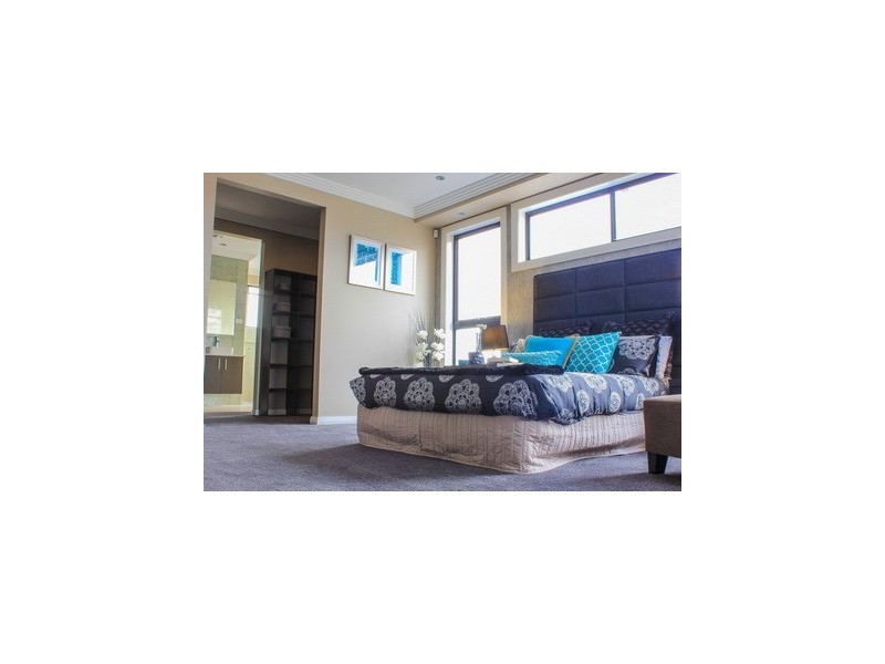 11 Village Circuit, Gregory Hills NSW 2557