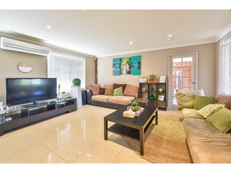 36 Boomerang Crescent, Raby NSW 2566