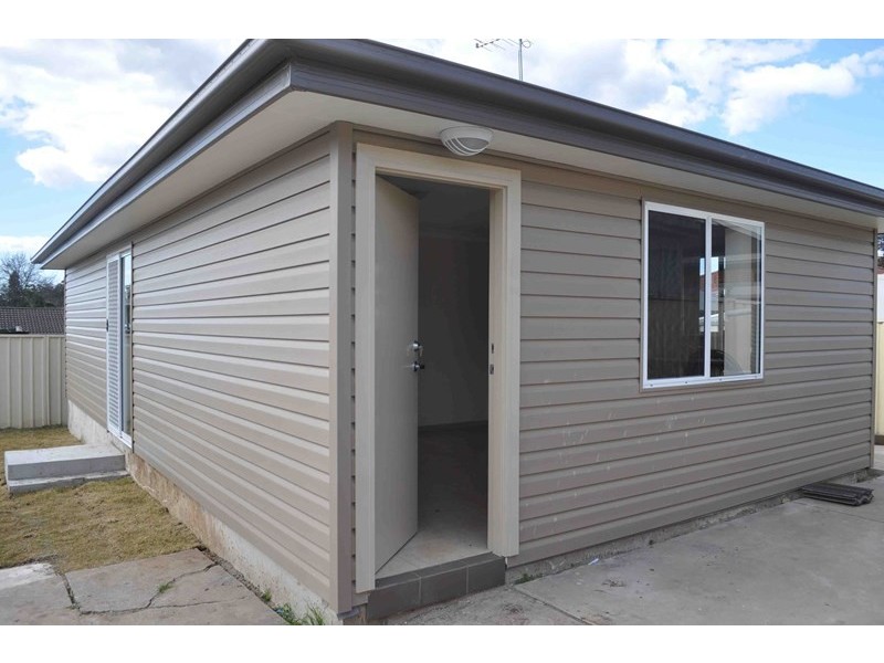 16A Macquarie Avenue, Campbelltown NSW 2560