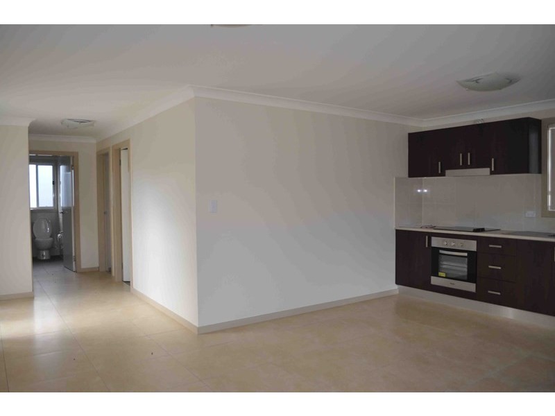 16A Macquarie Avenue, Campbelltown NSW 2560