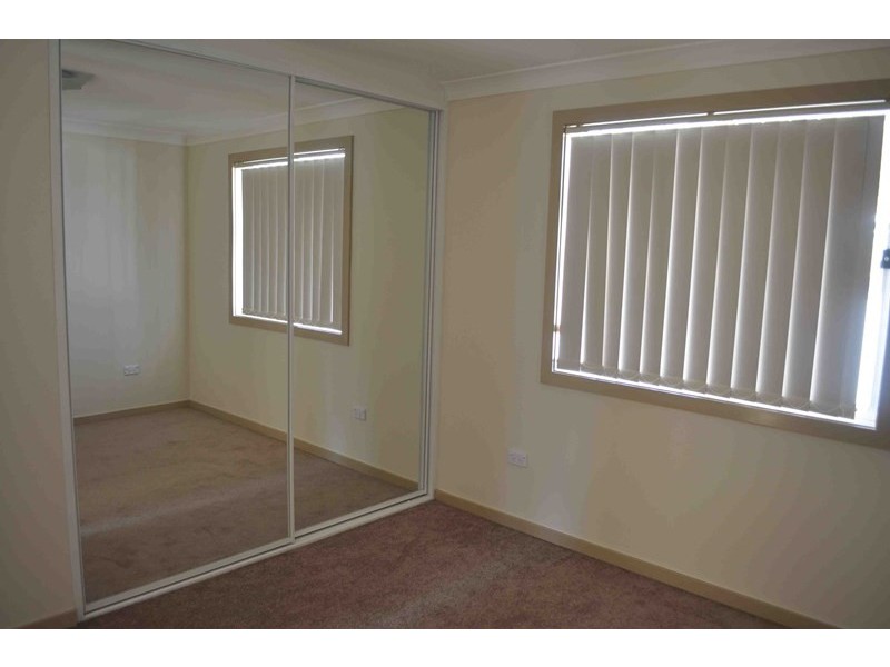 16A Macquarie Avenue, Campbelltown NSW 2560