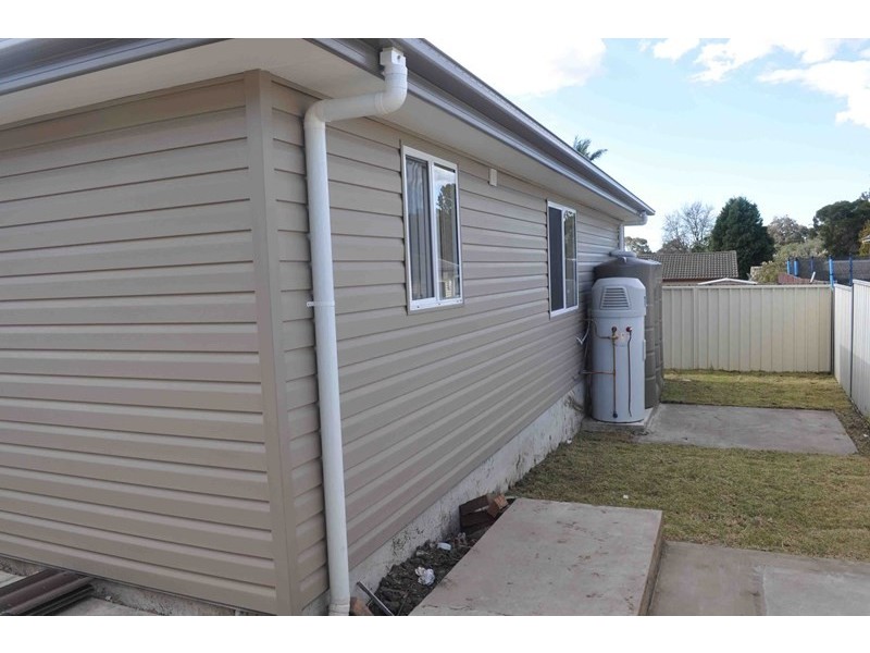 16A Macquarie Avenue, Campbelltown NSW 2560